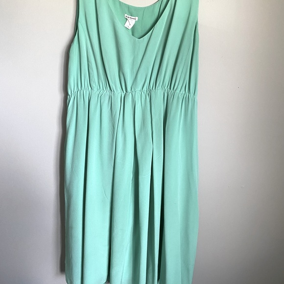 Club Monaco 100% silk dress in light teal. size 12 - Picture 2 of 4